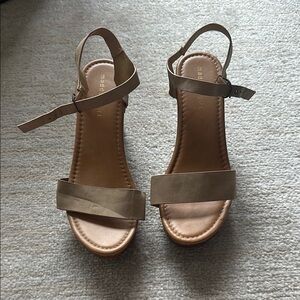 Madewell Beige Strap Sandals